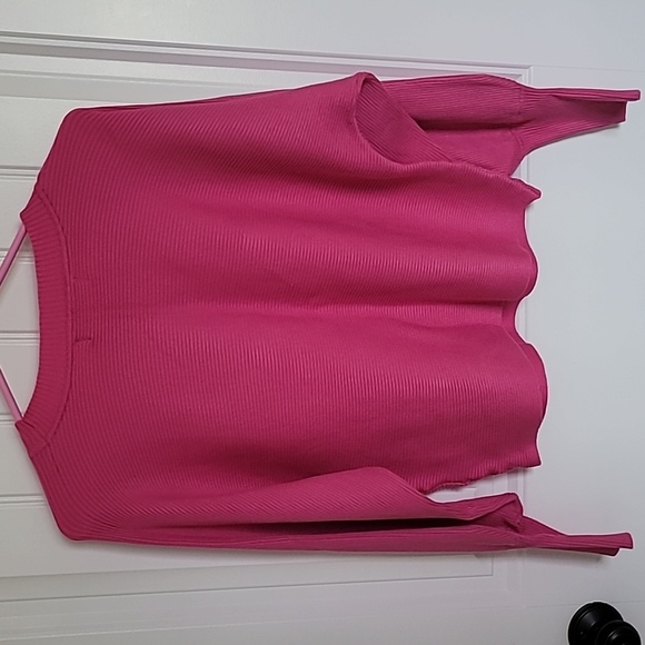 Pink Rose Sweater - Picture 3 of 3